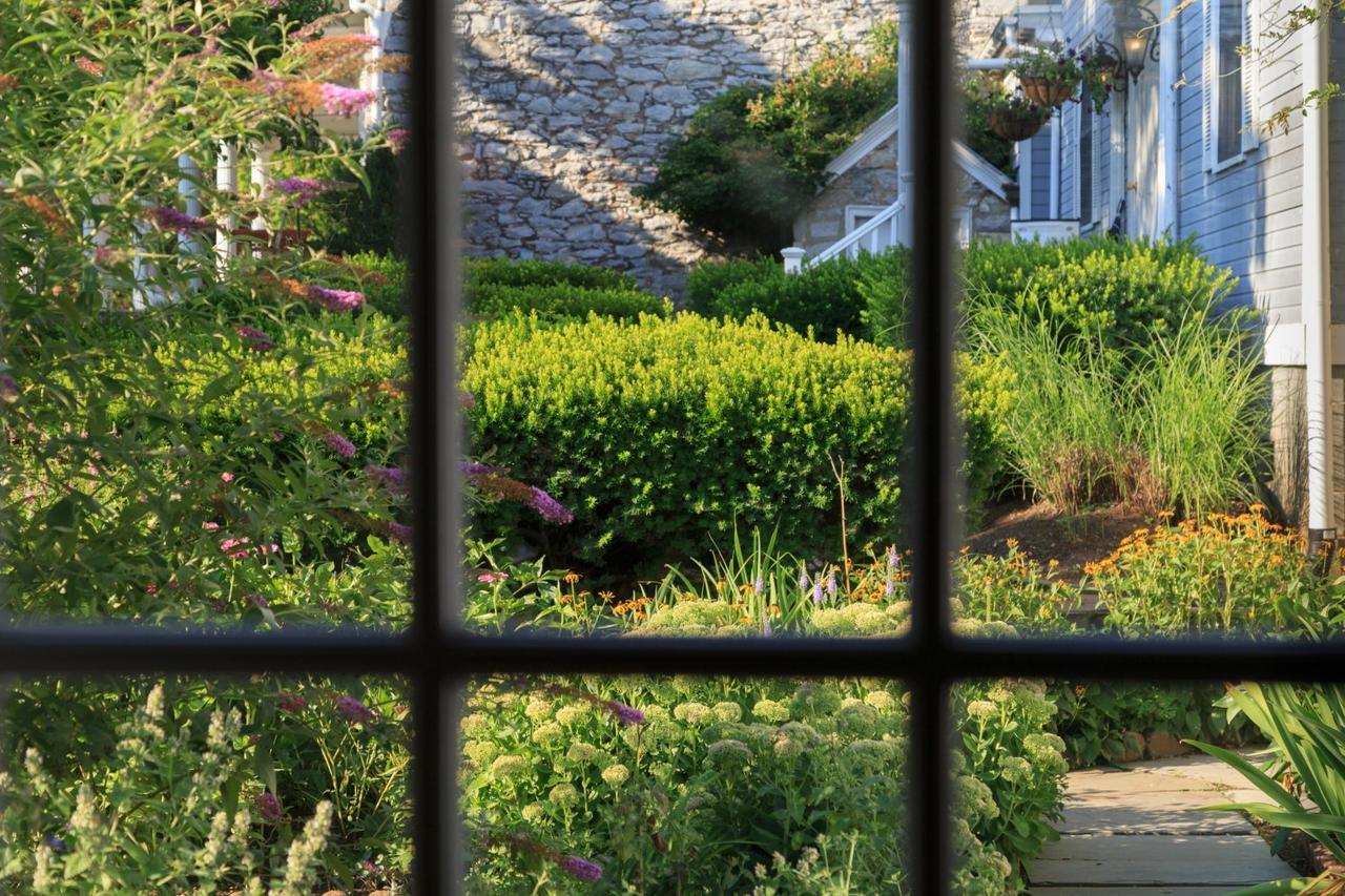 L'Auberge Provencale Inn & Restaurant Boyce Bagian luar foto